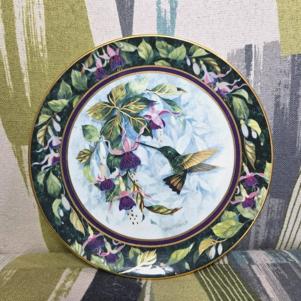 Royal Doulton The Berylline Hummingbird Signed T Politowicz LE Plate Collectible